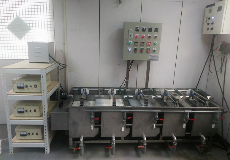 多槽式超音波清洗機,超音波清洗機,滾動式超音波清洗機,工業清洗設備